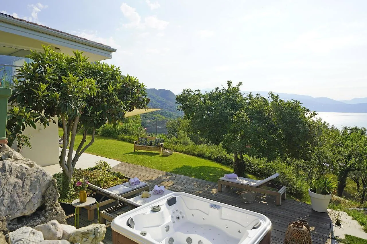 סאלו Villa Dolce Bellezza 0*,